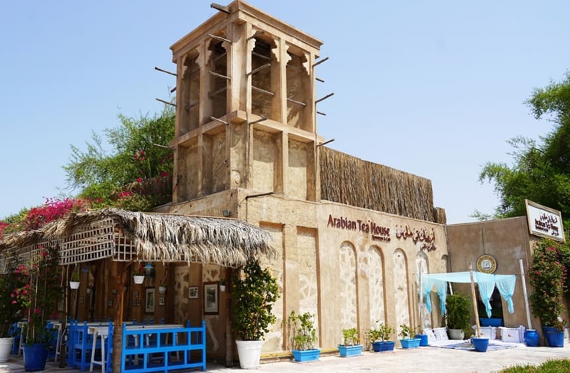 Leadin emirati restaurant